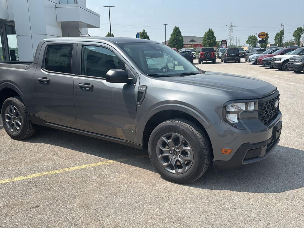 2025 Ford Maverick XLT, FORDPASS, 13.2" TOUCHSCREEN Photo