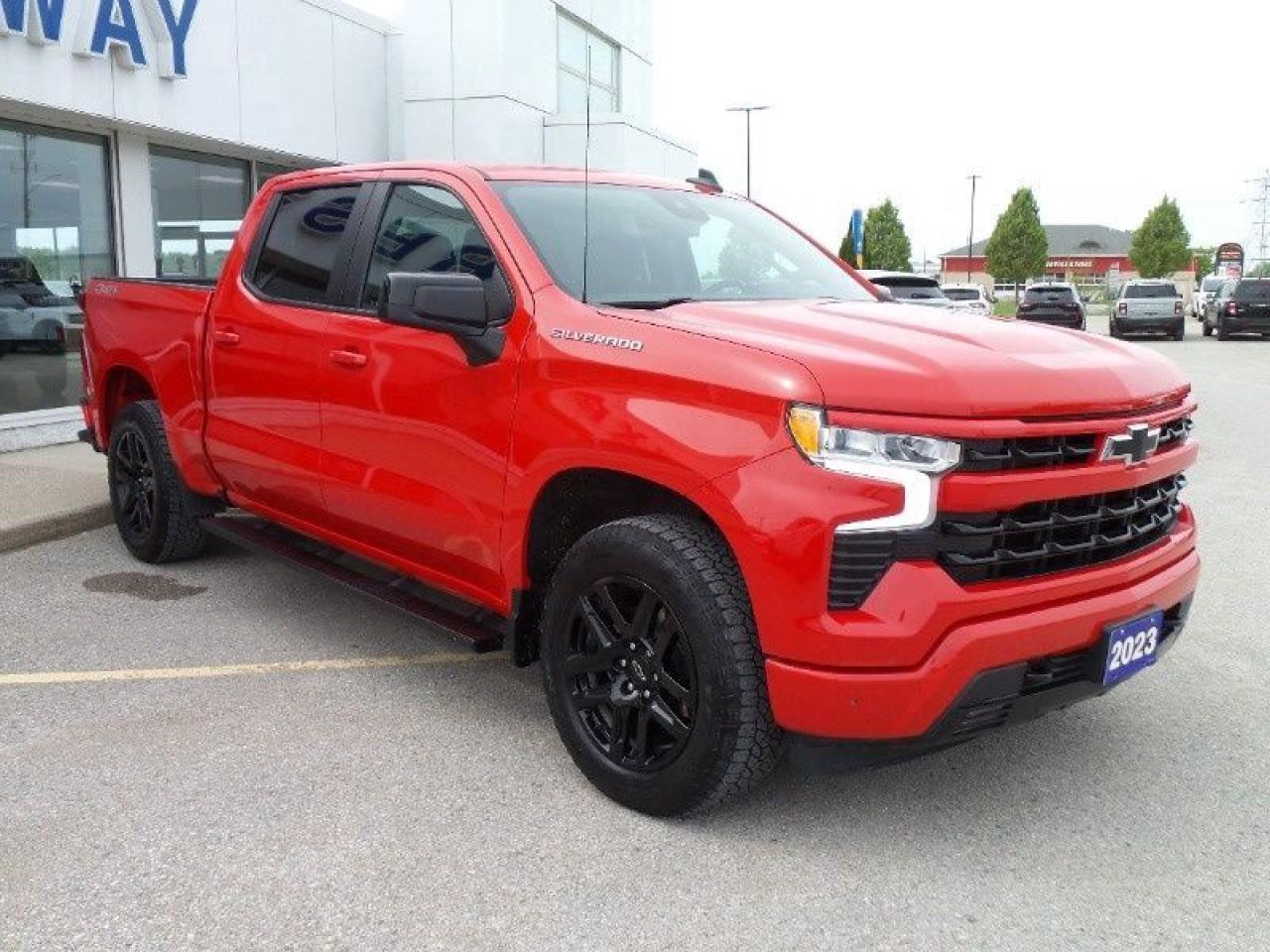 2023 Chevrolet Silverado 1500 RST Photo2