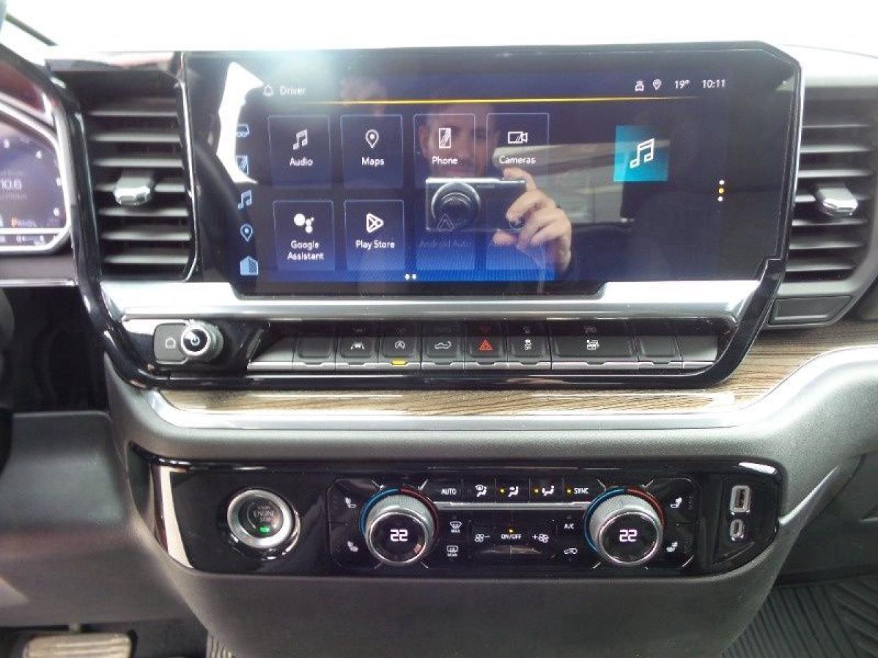 2023 Chevrolet Silverado 1500 RST Photo5