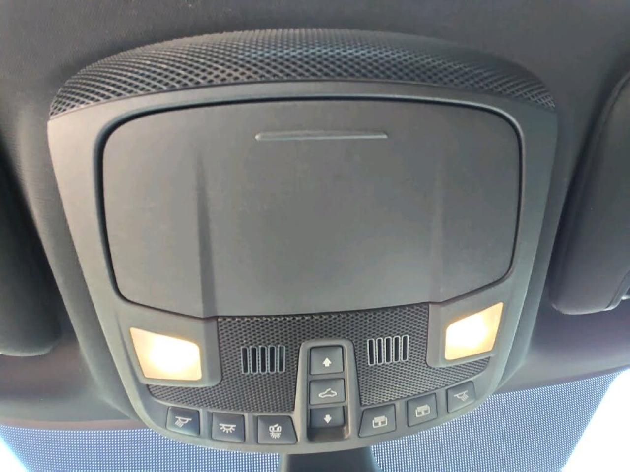 2022 Ford Edge ST LINE AWD Photo5