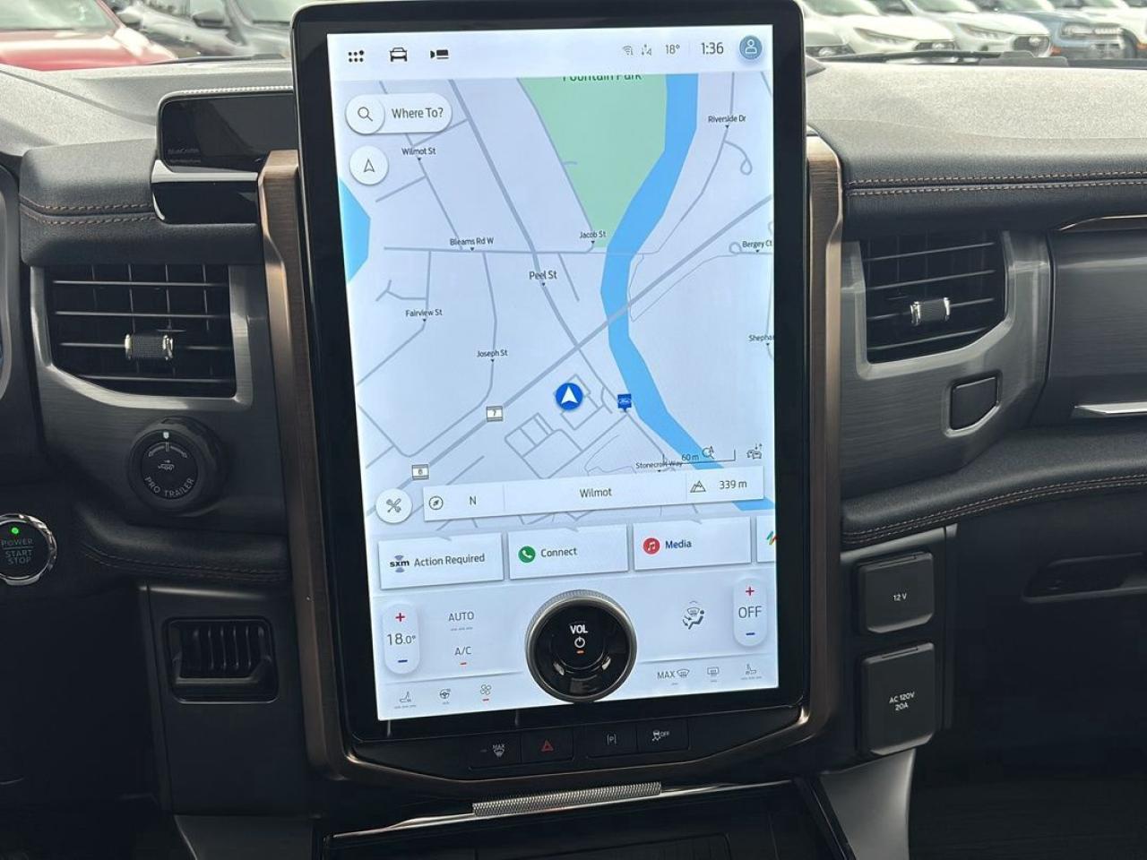 2024 Ford F-150 Lightning Lariat Photo5