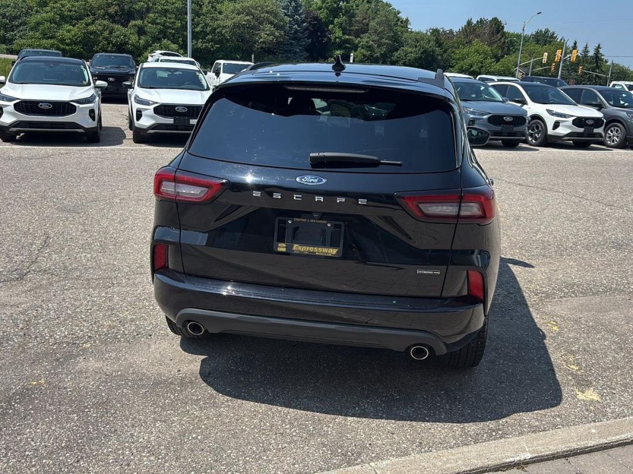 2023 Ford Escape ST-Line Photo5
