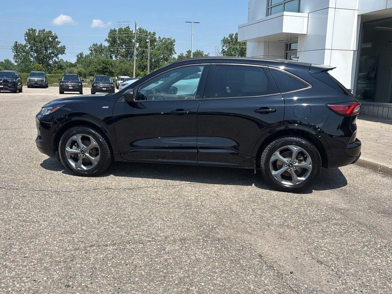 2023 Ford Escape ST-Line Photo5