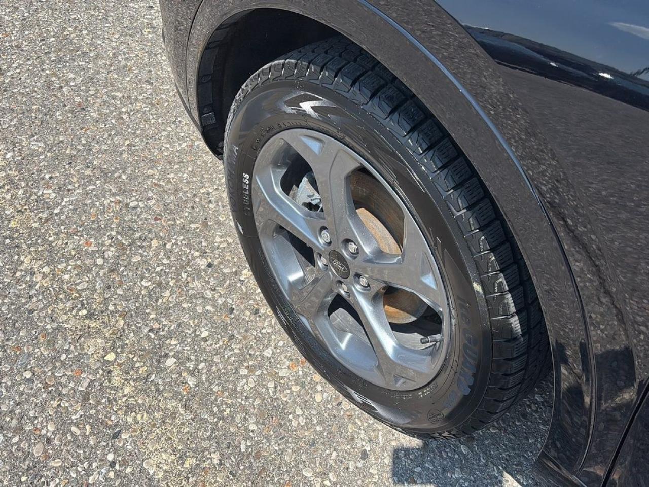 2023 Ford Escape ST-Line Photo5