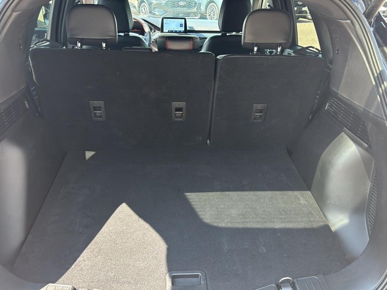 2023 Ford Escape ST-Line Photo5