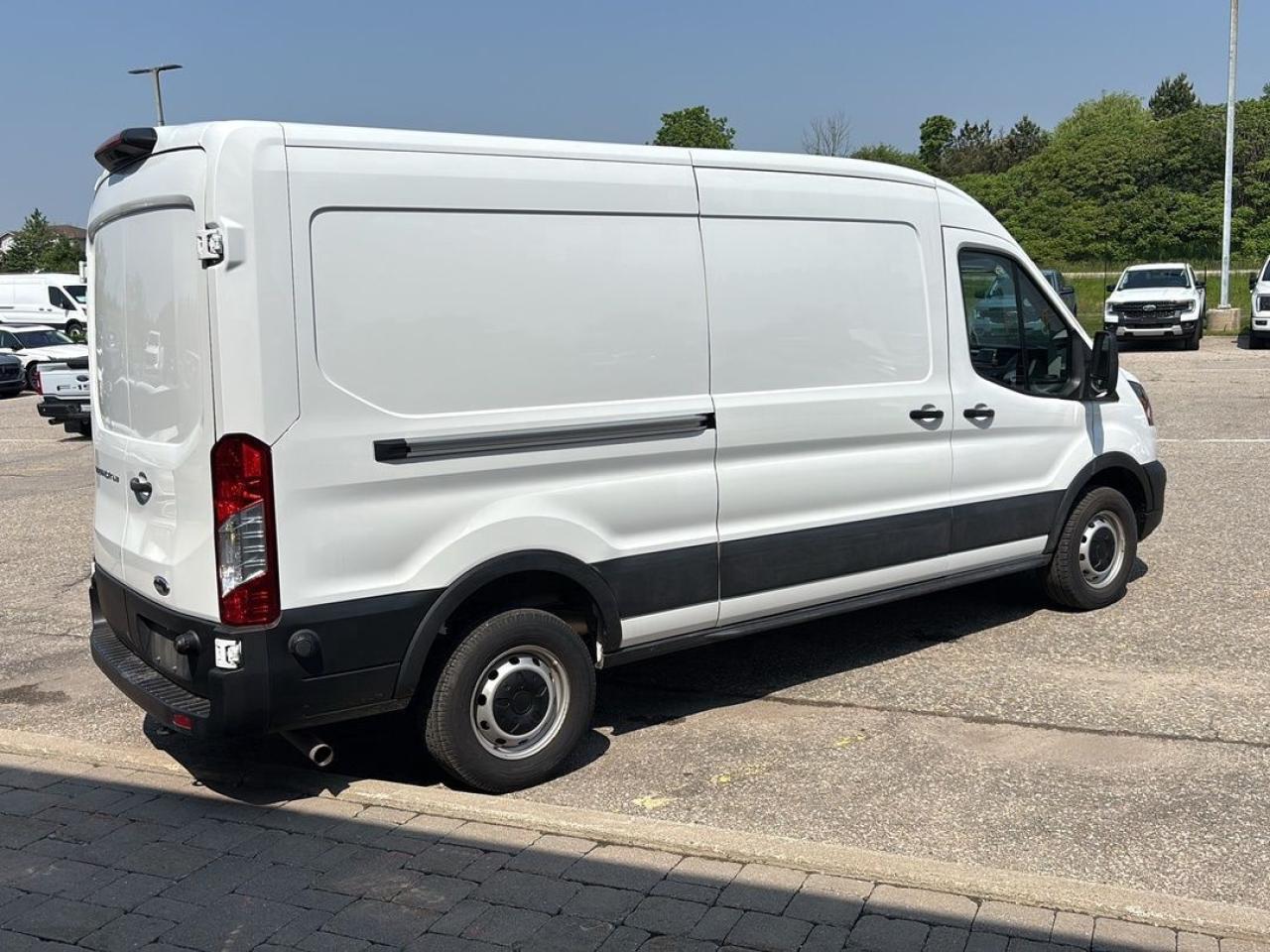 2024 Ford Transit Cargo Van Photo5