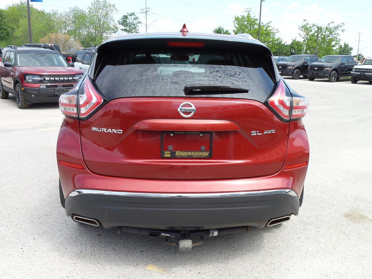 2017 Nissan Murano SL, AWD, LEATHER, ROOF, 18" RIMS, REAR CAMERA! Photo