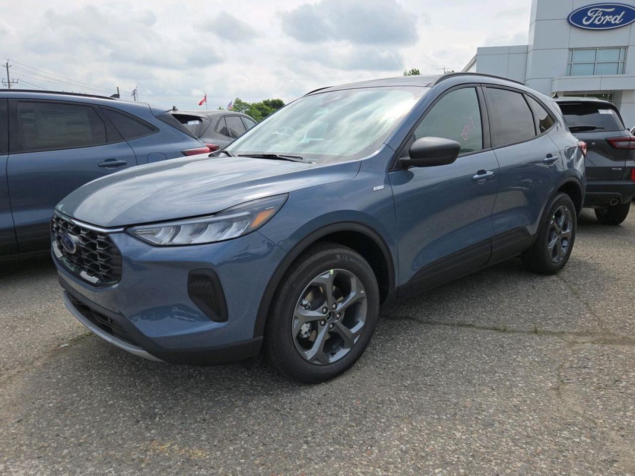 New 2025 Ford Escape ST-Line for sale in New Hamburg, ON