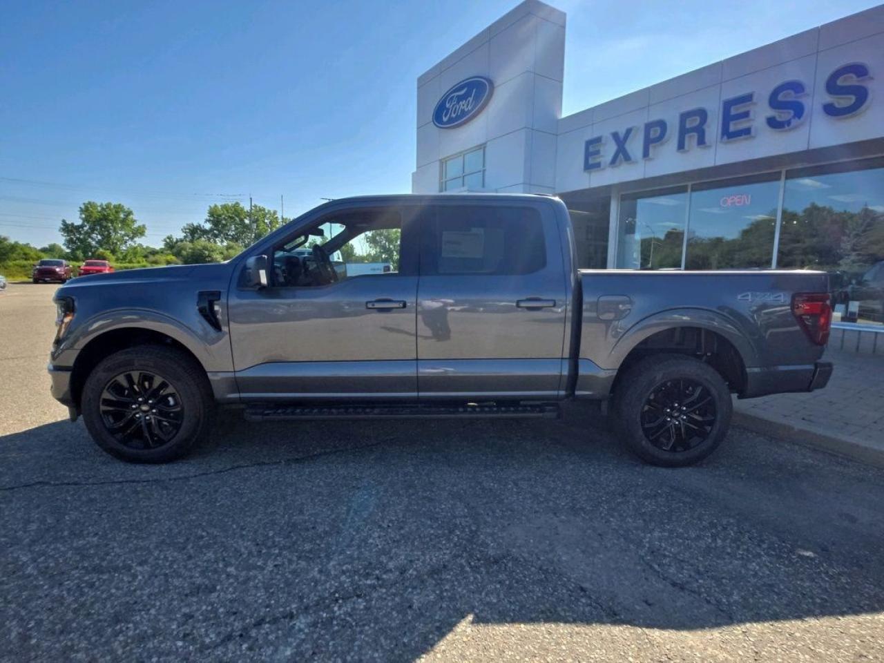 2025 Ford F-150 XLT, PANORAMIC ROOF, BLACK APPEARANCE PKG PLUS Photo