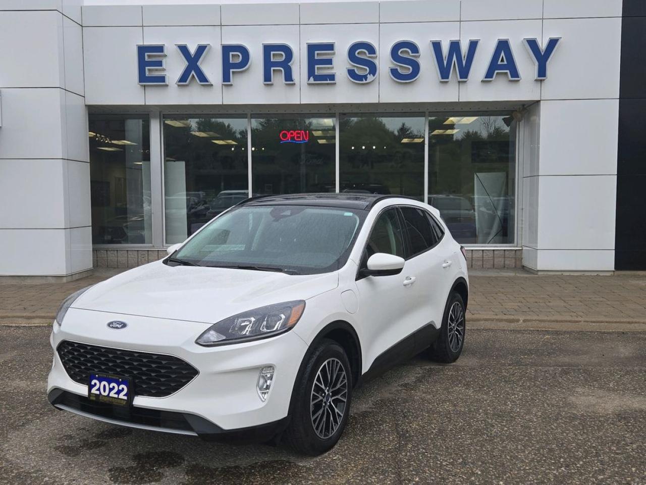 Used 2022 Ford Escape SEL Plug-In Hybrid for sale in New Hamburg, ON