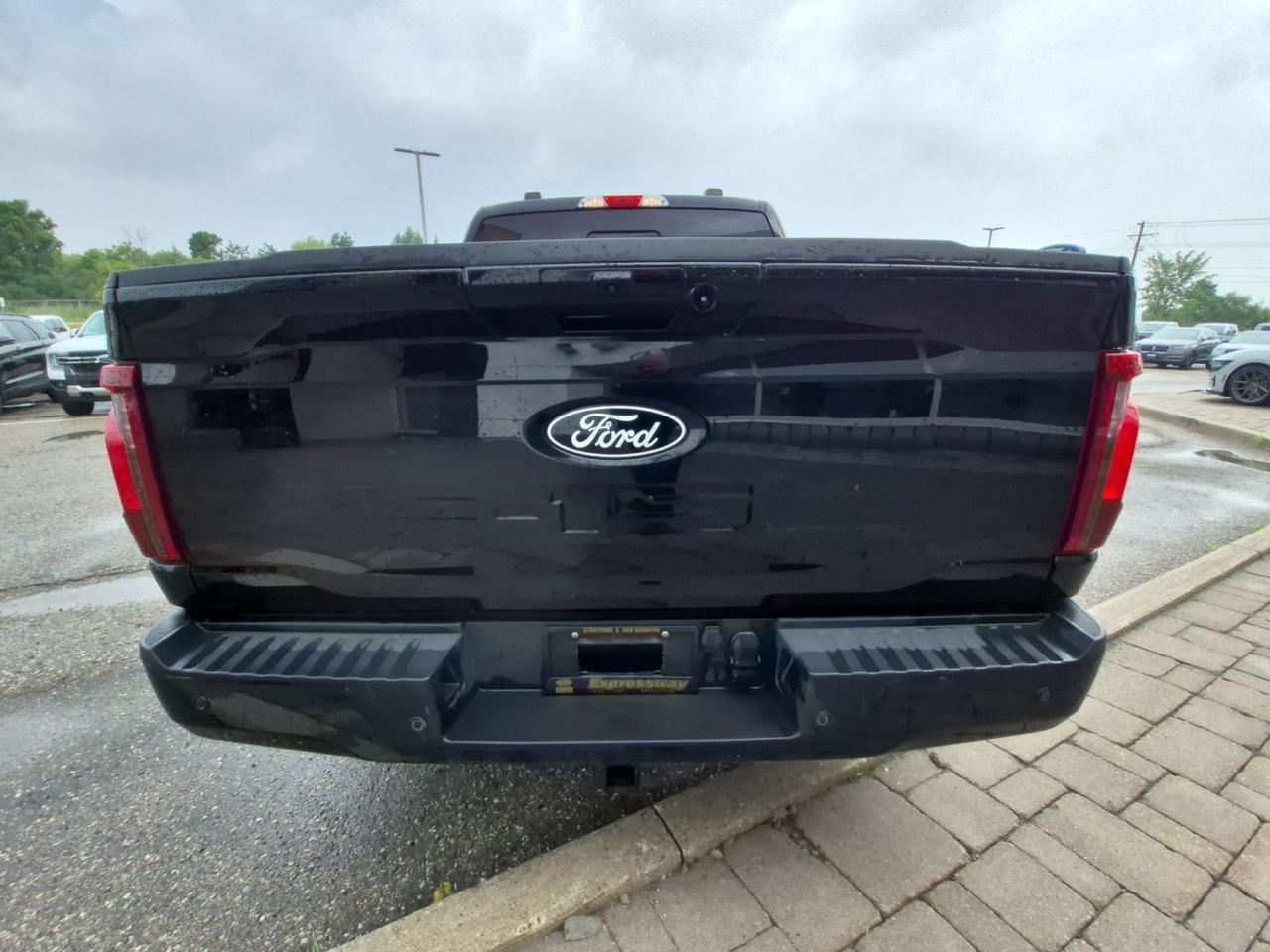 2025 Ford F-150 XLT 4WD SuperCrew 5.5' Box Photo4