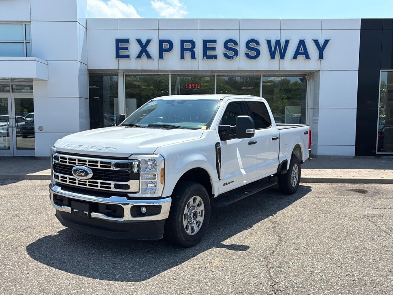Used 2024 Ford F-250 Super Duty SRW XLT for sale in New Hamburg, ON