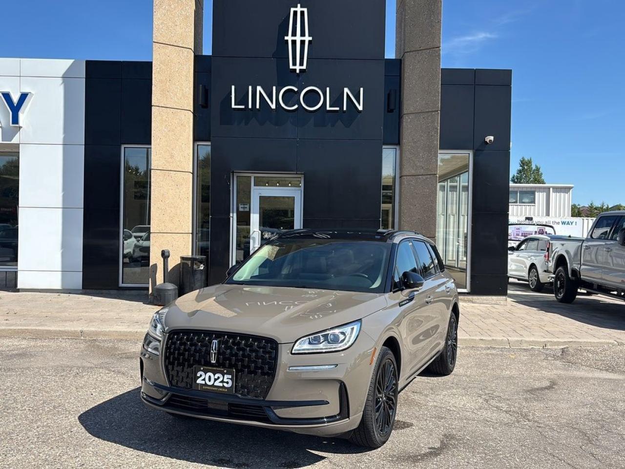 2025 Lincoln Corsair Reserve Photo5