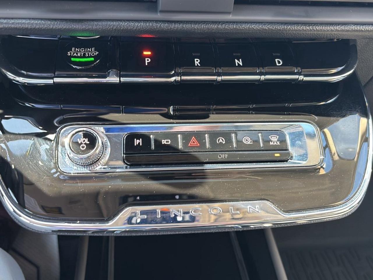 2025 Lincoln Corsair Reserve Photo5