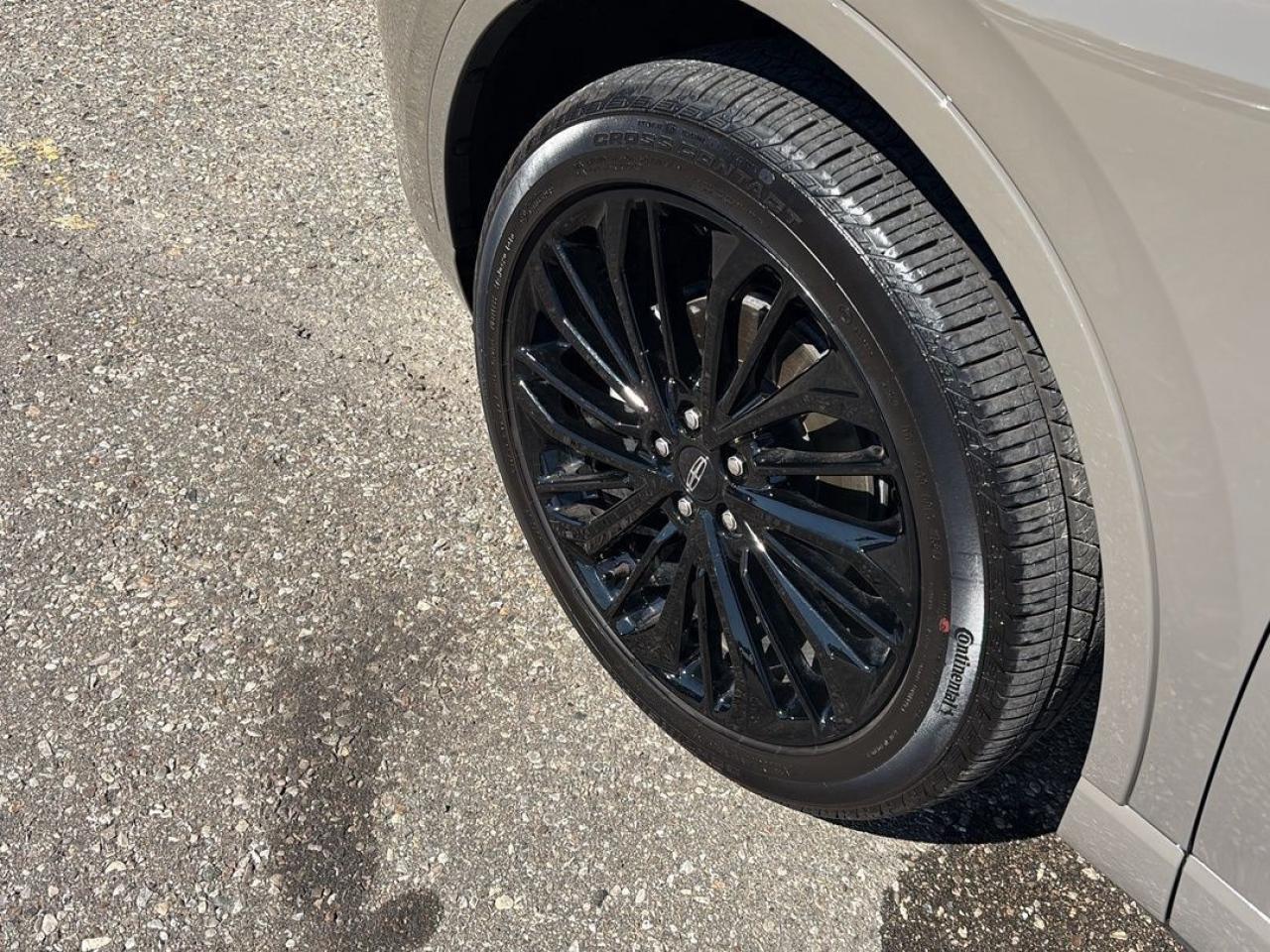 2025 Lincoln Corsair Reserve Photo5