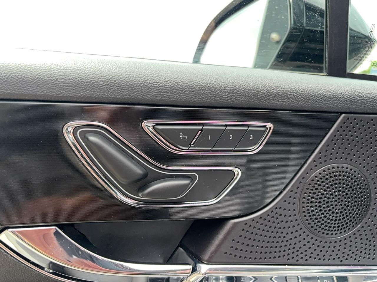 2025 Lincoln Corsair RESERVE, 2L, LEATHER, MOONROOF, JET PACK! 20'S! Photo