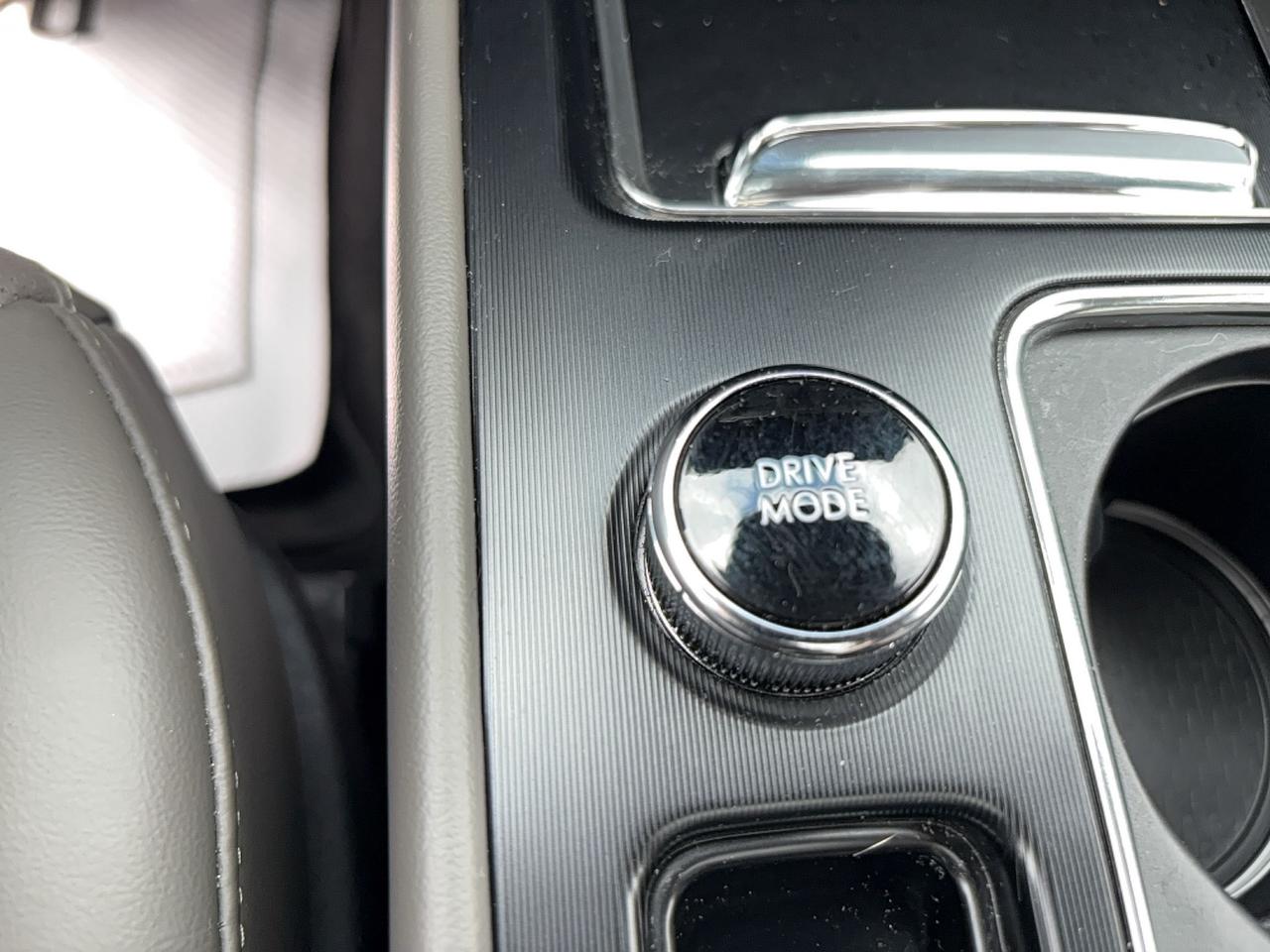 2025 Lincoln Corsair RESERVE, 2L, LEATHER, MOONROOF, JET PACK! 20'S! Photo