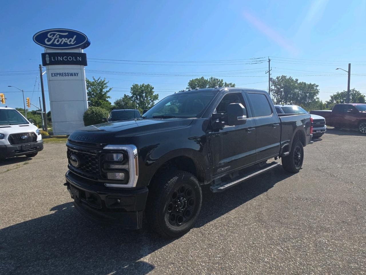 New 2025 Ford F-350 Super Duty SRW XLT for sale in New Hamburg, ON