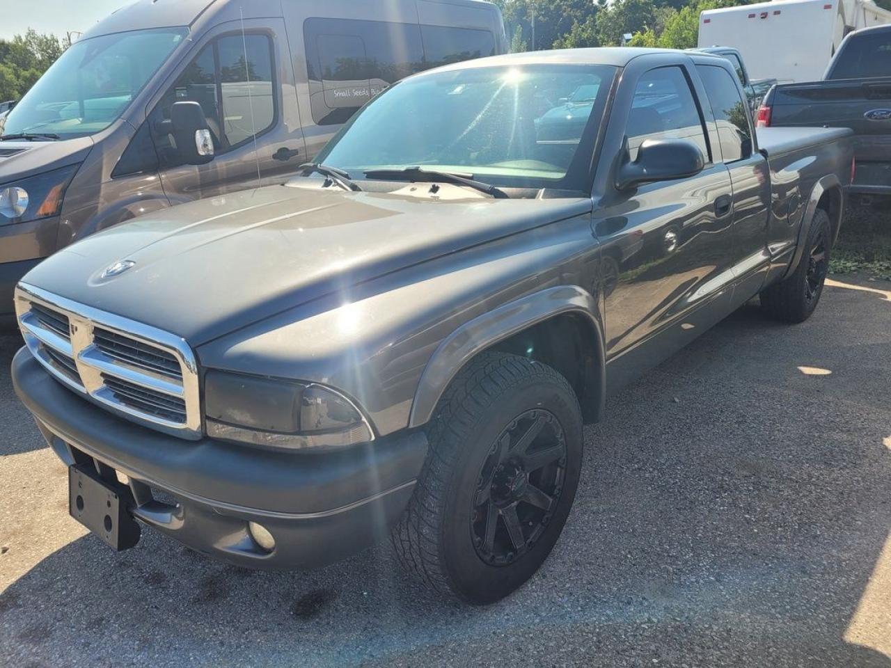 2004 Dodge Dakota Sport