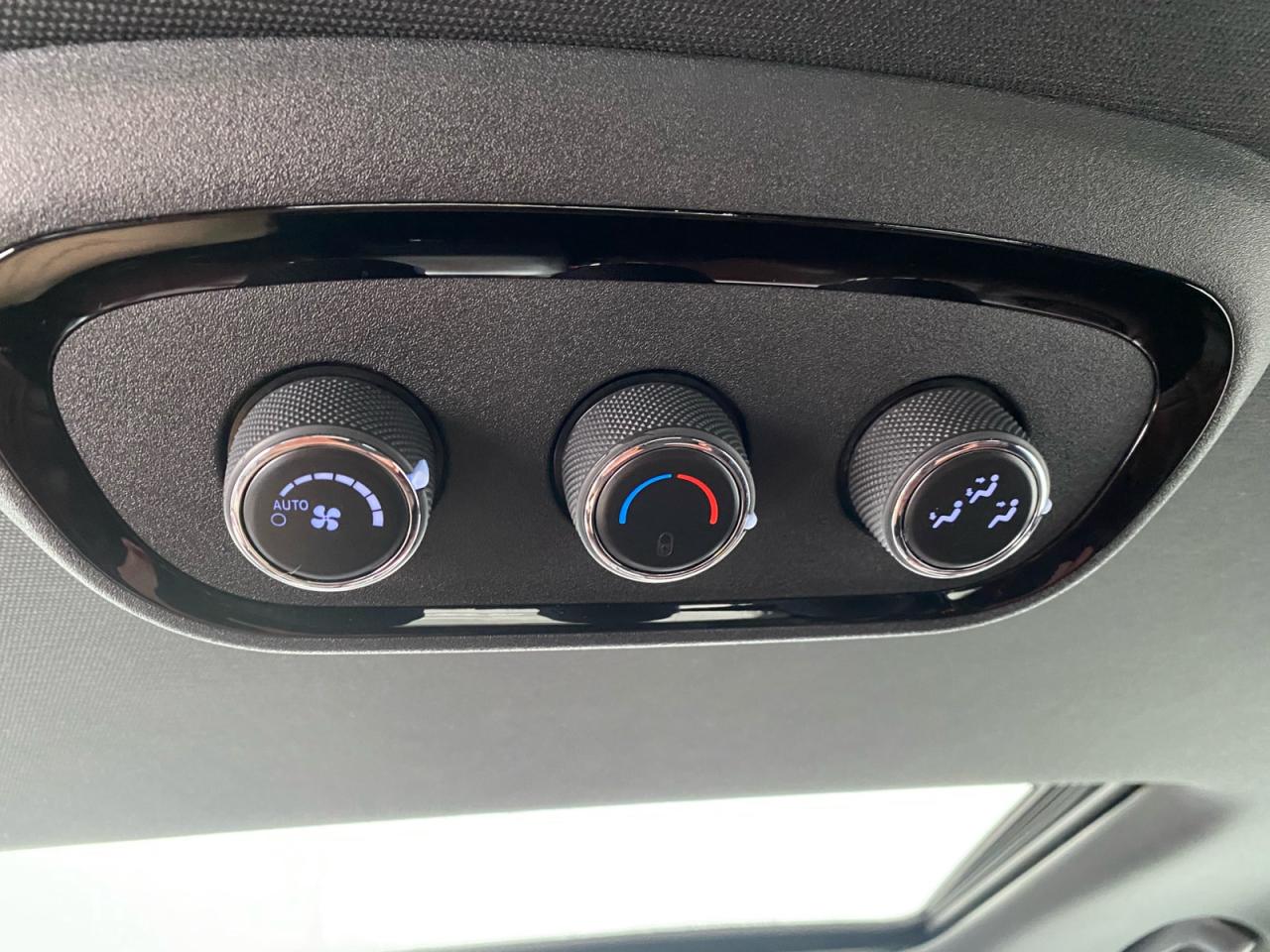 2023 Dodge Durango GT | AWD | Black Top Pkg Photo