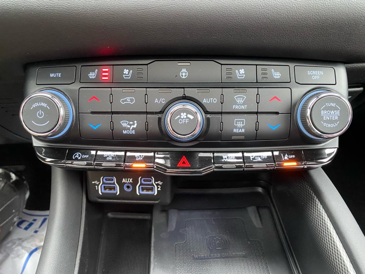 2023 Dodge Durango GT | AWD | Black Top Pkg Photo