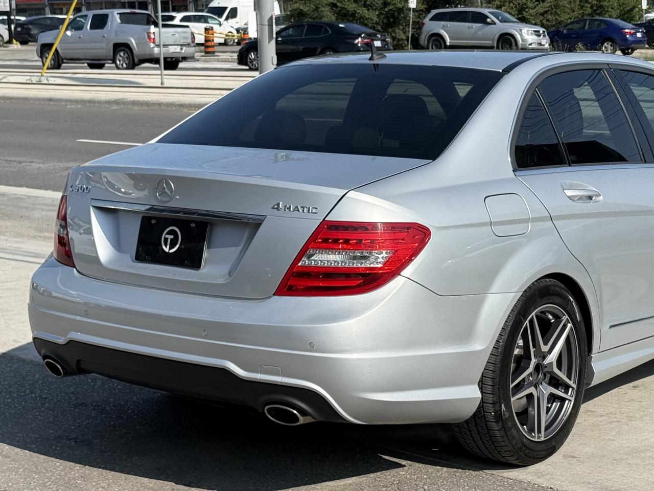 2013 Mercedes-Benz C-Class C300 //AMG SPORT | PANO | NAVI | - Photo #9