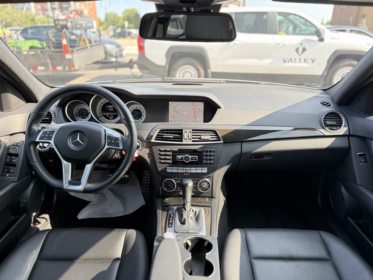 2013 Mercedes-Benz C-Class C300 //AMG SPORT | PANO | NAVI | - Photo #15