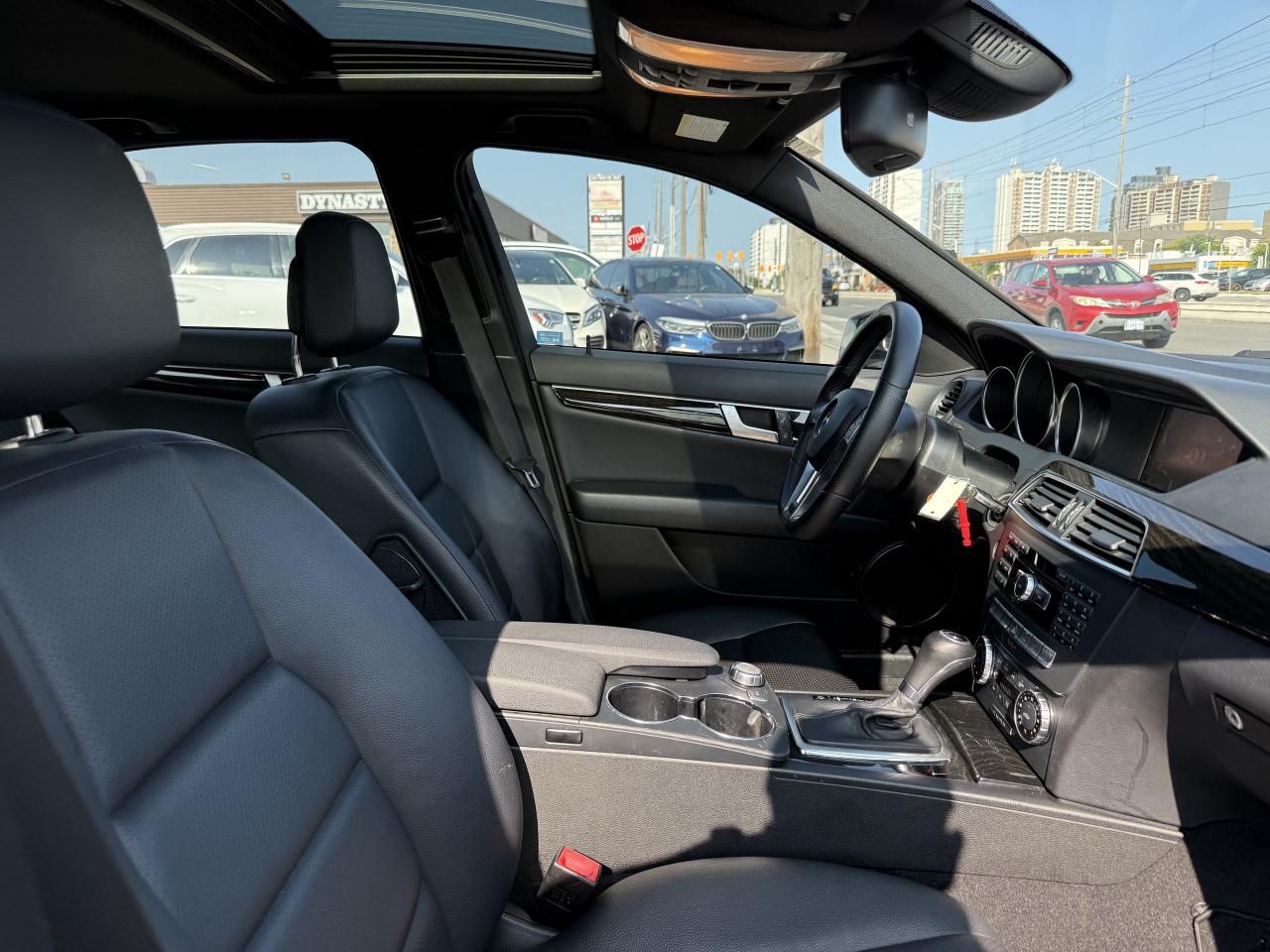 2013 Mercedes-Benz C-Class C300 //AMG SPORT | PANO | NAVI | - Photo #30