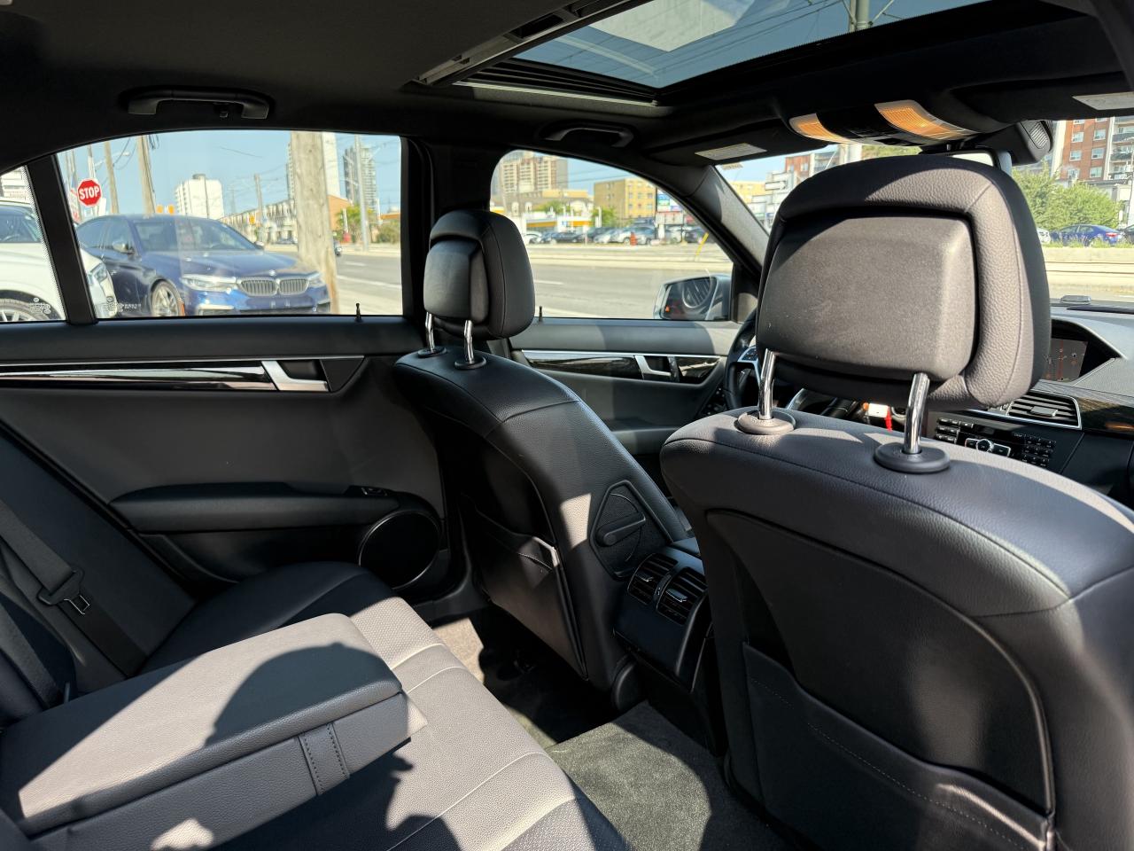2013 Mercedes-Benz C-Class C300 //AMG SPORT | PANO | NAVI | - Photo #33