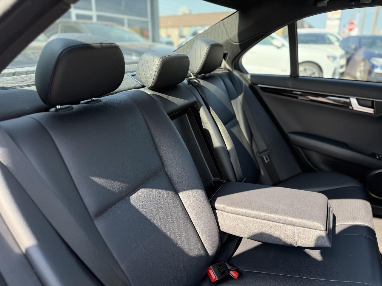 2013 Mercedes-Benz C-Class C300 //AMG SPORT | PANO | NAVI | - Photo #35