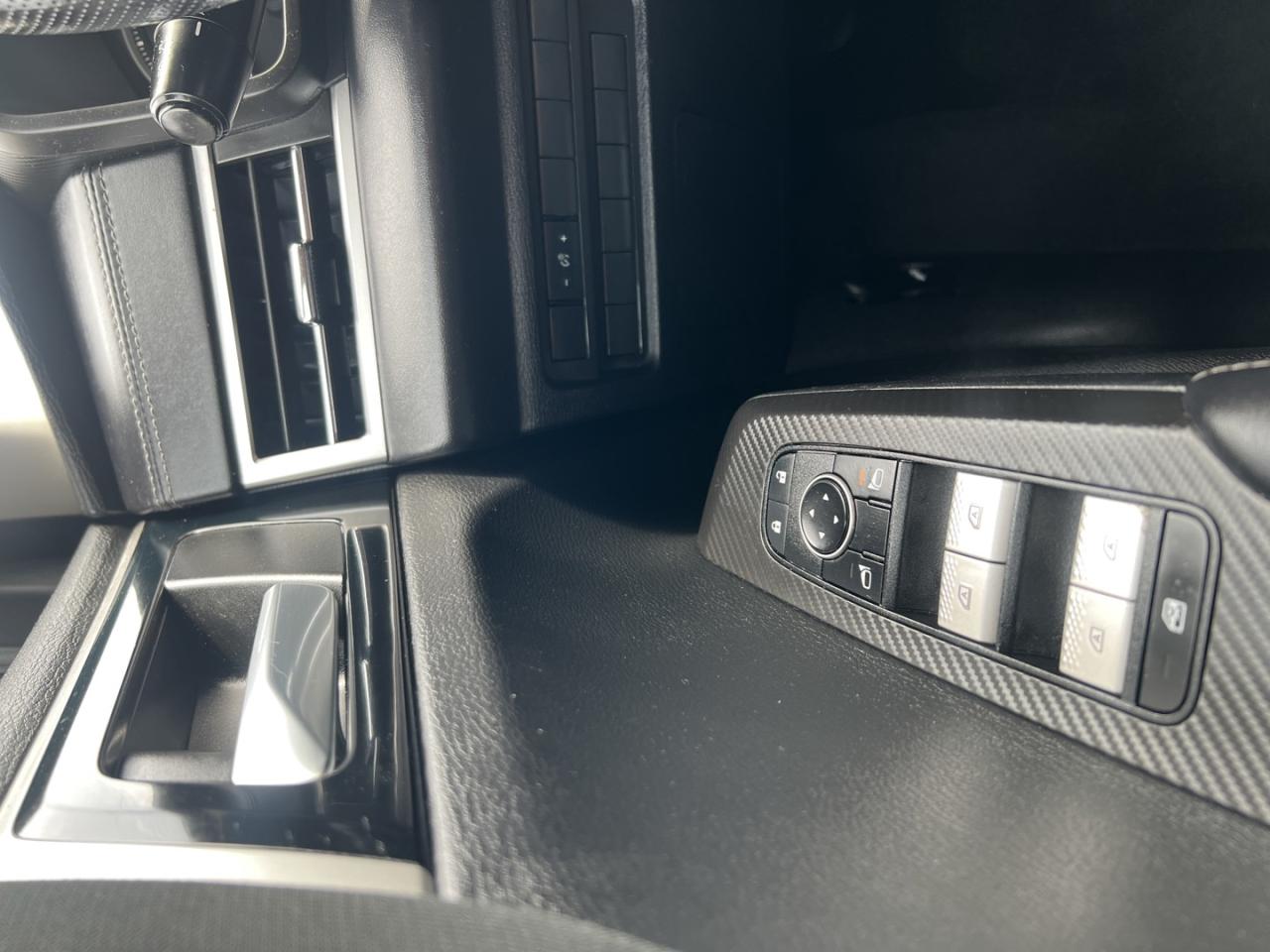 2022 Mitsubishi Outlander ES 4WD - Photo #21