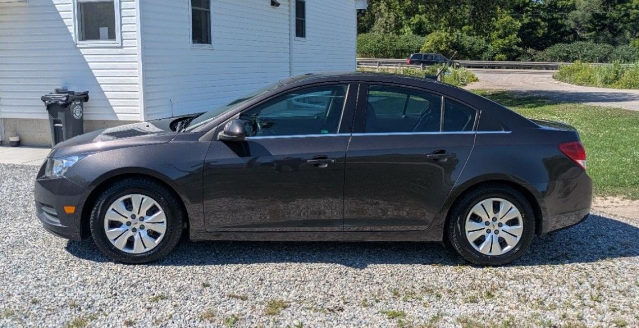 2014 Chevrolet Cruze 1LT - Photo #2