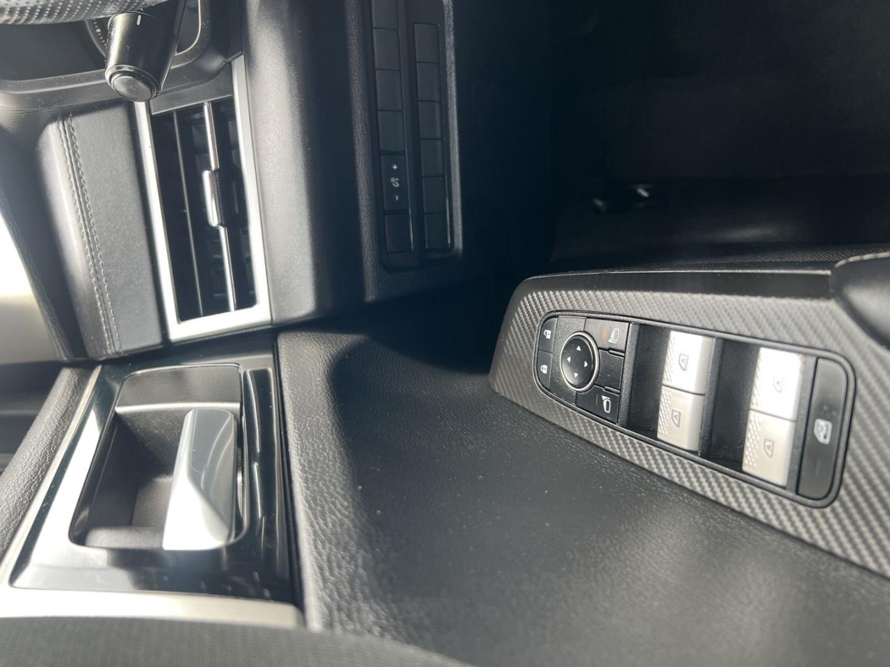 2022 Mitsubishi Outlander ES 4WD - Photo #21