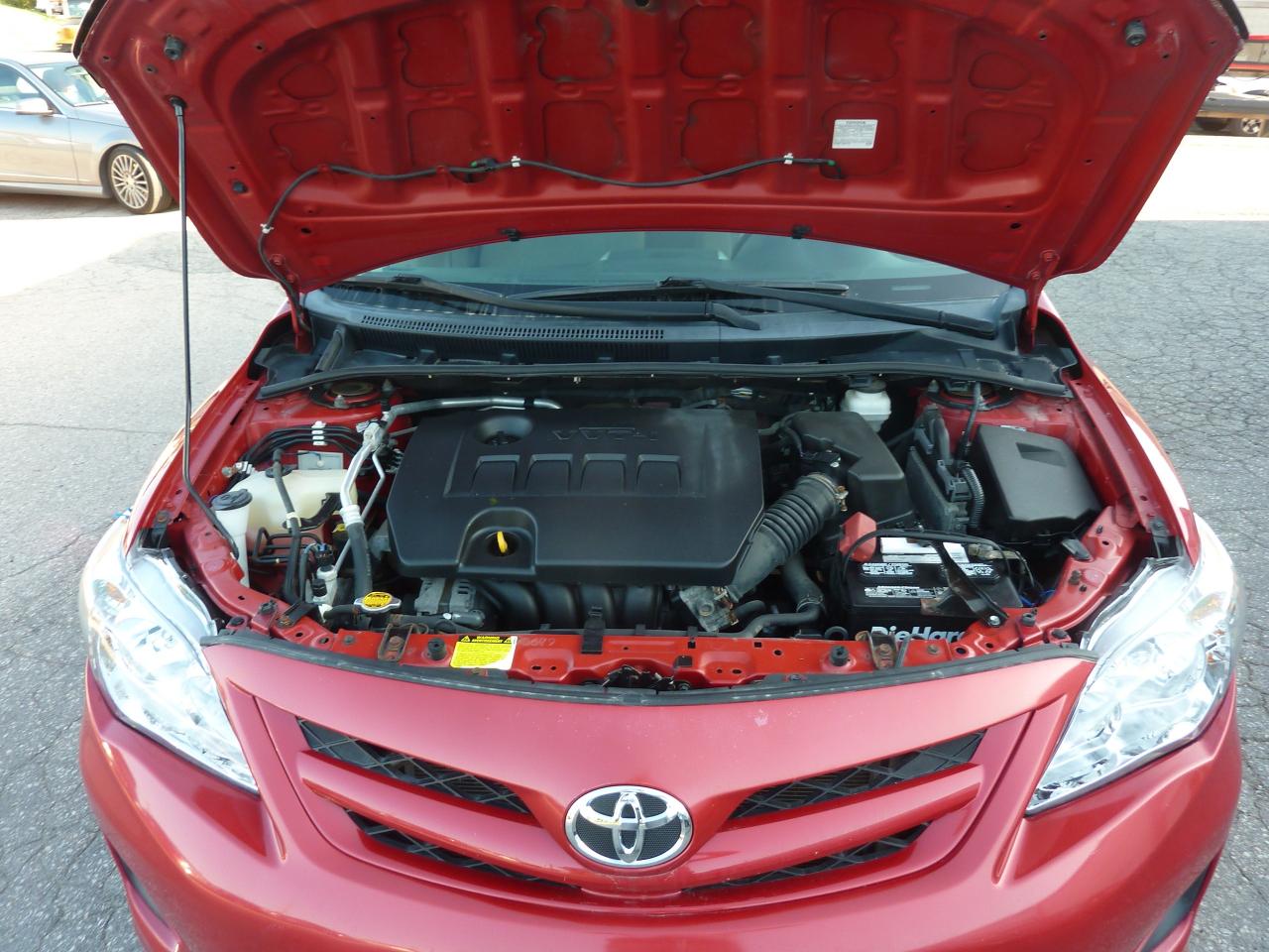 2011 Toyota Corolla Base - Photo #19