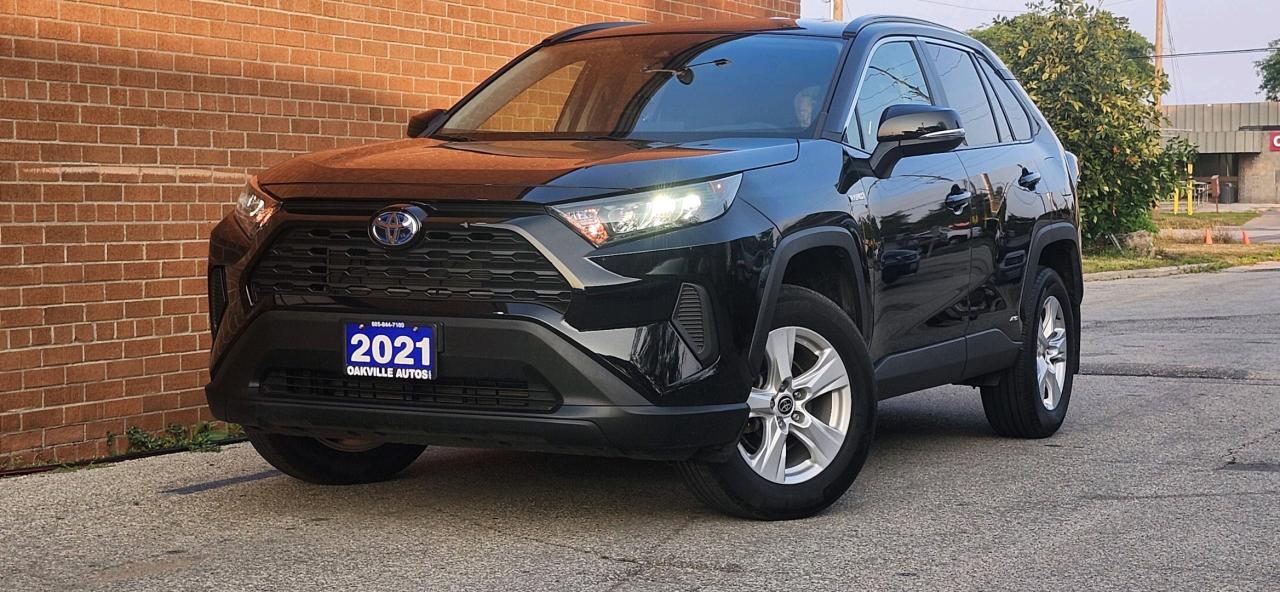 Used 2021 Toyota RAV4 Hybrid LE AWD for sale in Oakville, ON
