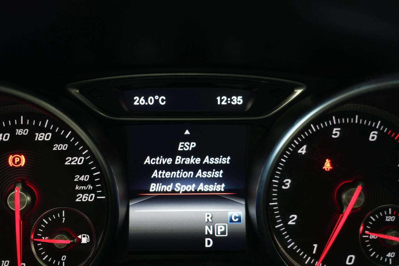 2018 Mercedes-Benz GLA GLA250 4MATIC - AMG-PKG|PANOROOF|CAMERA|BLINDSPOT - Photo #17