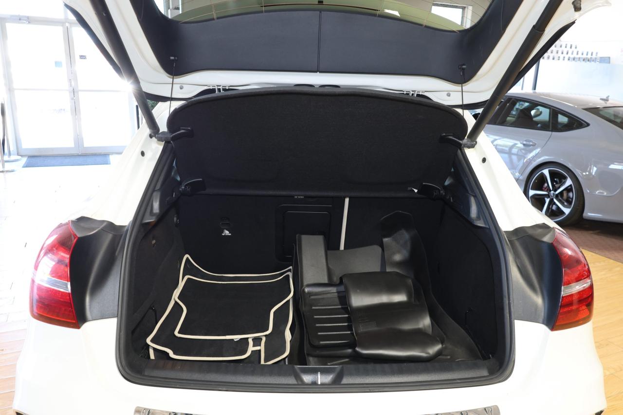 2018 Mercedes-Benz GLA GLA250 4MATIC - AMG-PKG|PANOROOF|CAMERA|BLINDSPOT - Photo #20