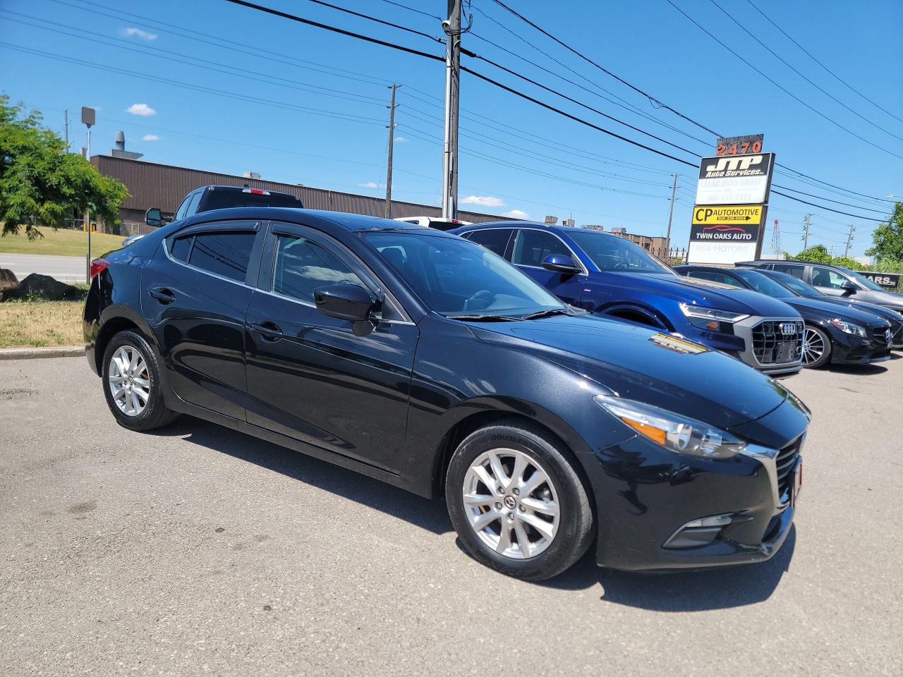 2017 Mazda MAZDA3 SE | LEATHER SEATS - Photo #3
