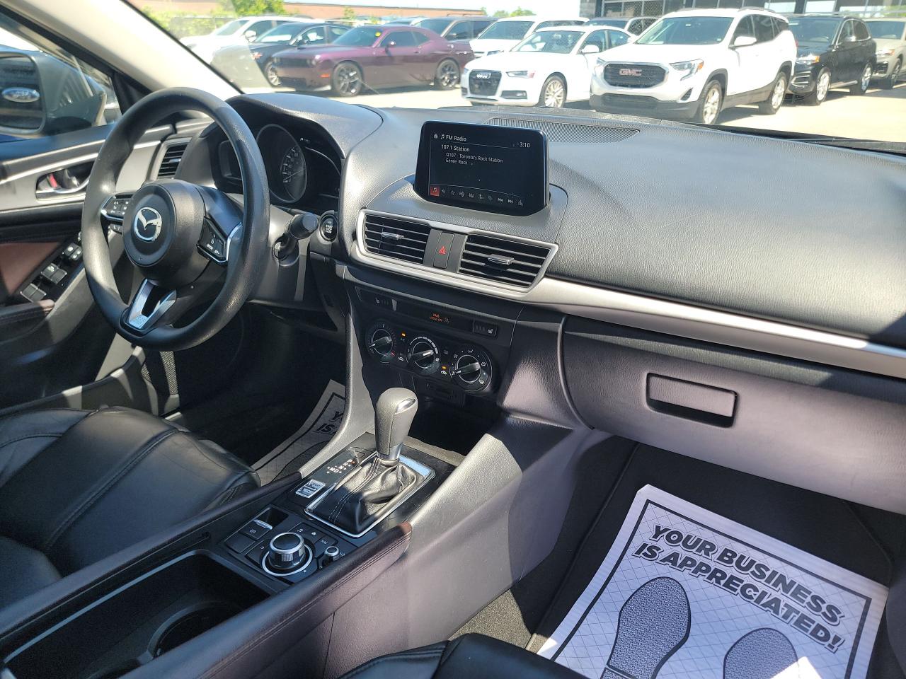 2017 Mazda MAZDA3 SE | LEATHER SEATS - Photo #15