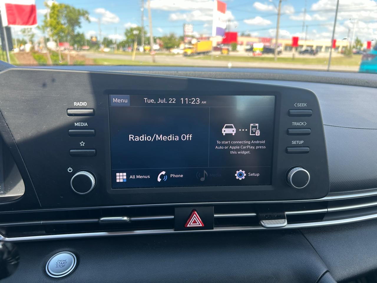 2021 Hyundai Elantra Preferred - Photo #6
