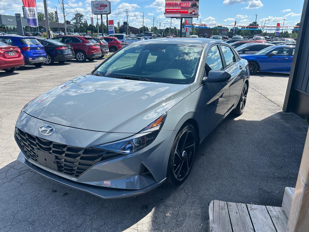 2021 Hyundai Elantra Preferred - Photo #3