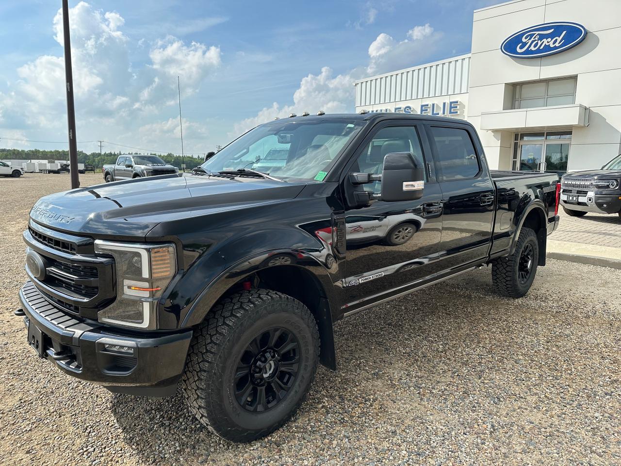2021 Ford SUPER DUTY F-250 SRW LARIAT Photo0