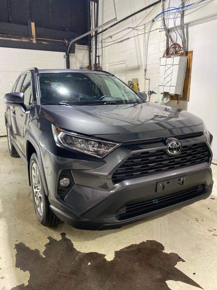 2021 Toyota RAV4 XLE Photo