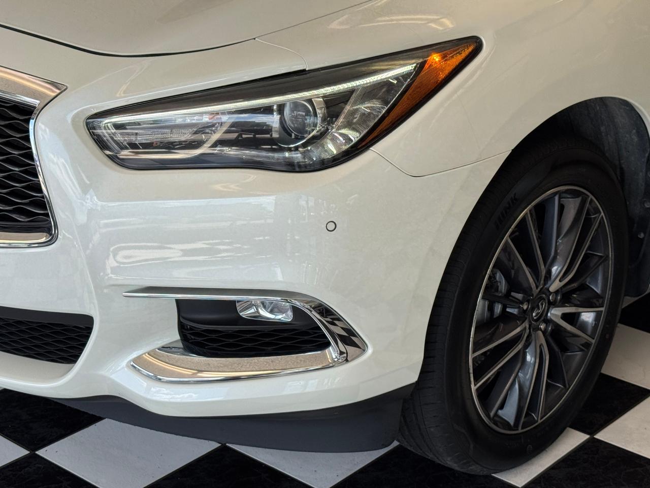 2017 Infiniti QX60 AWD 7 Passenger+Roof+GPS+New Tires+CLEAN CARFAX Photo109