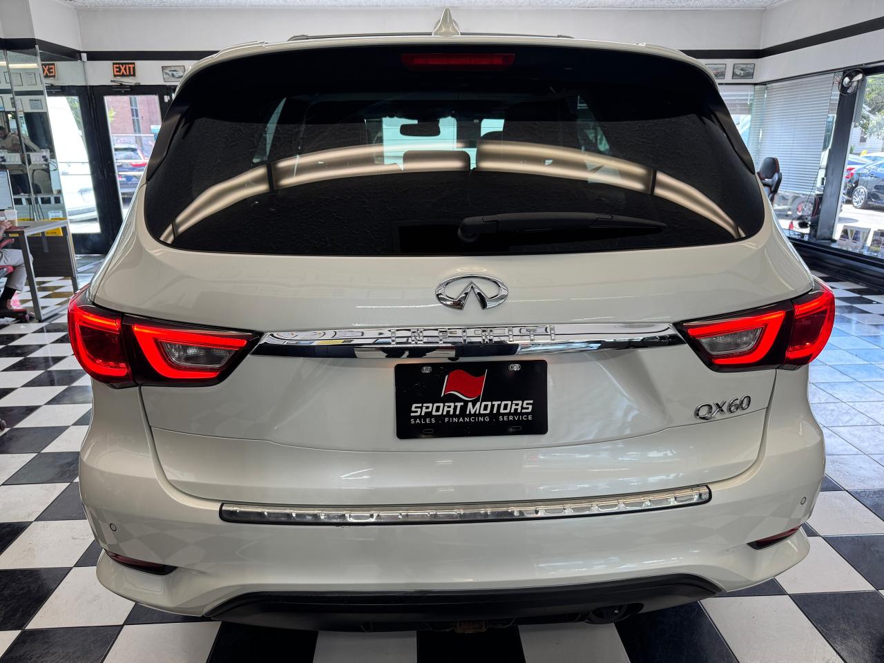 2017 Infiniti QX60 AWD 7 Passenger+Roof+GPS+New Tires+CLEAN CARFAX Photo78