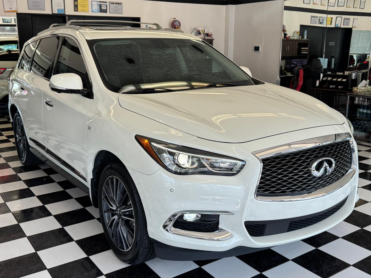 2017 Infiniti QX60 AWD 7 Passenger+Roof+GPS+New Tires+CLEAN CARFAX Photo80