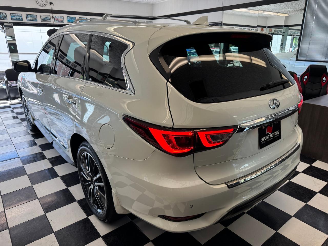 2017 Infiniti QX60 AWD 7 Passenger+Roof+GPS+New Tires+CLEAN CARFAX - Photo #8