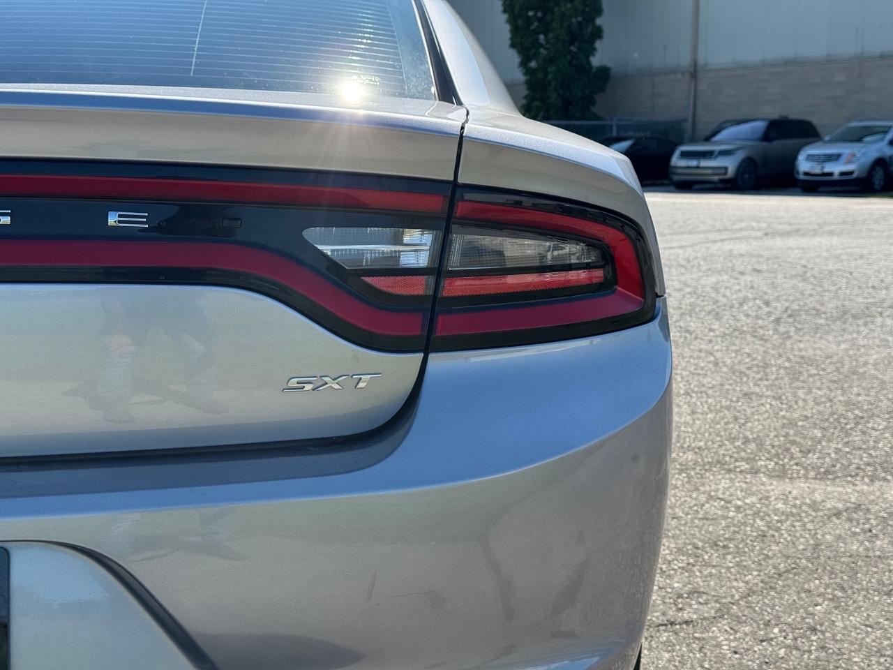 2016 Dodge Charger SXT **DEALER SERVICED**CLEAN CARFAX** - Photo #14