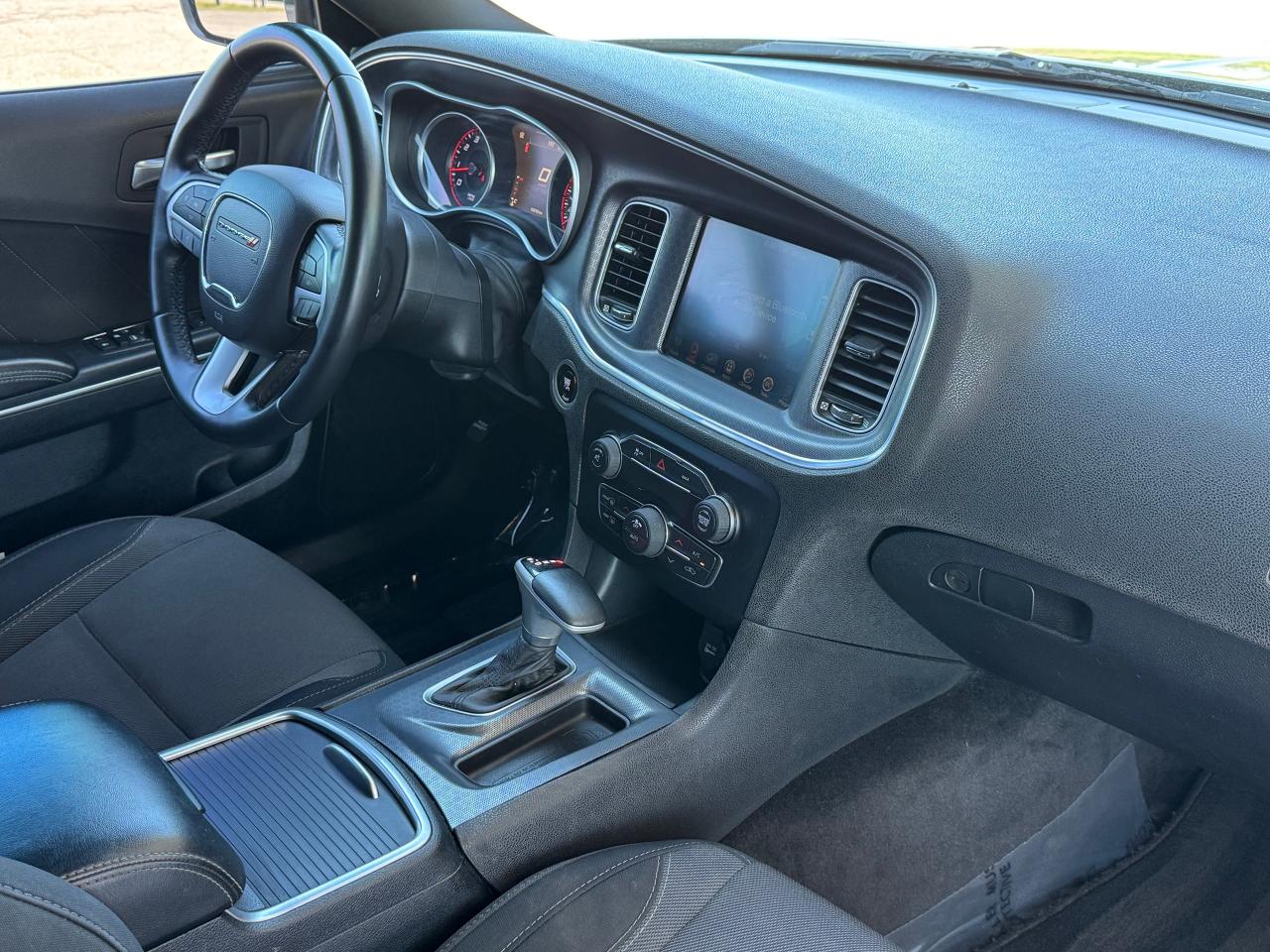 2016 Dodge Charger SXT **DEALER SERVICED**CLEAN CARFAX** - Photo #33