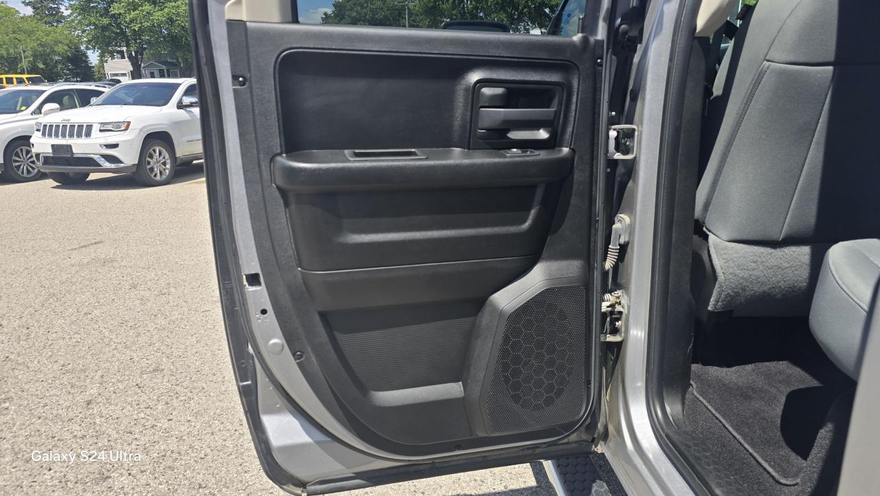 2019 RAM 1500 Classic ST - Photo #17